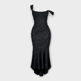 Renske - Elegante ja hienostunut mekko korsetilla