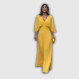 Serelina | Laskostettu Eleganssi Maximekko