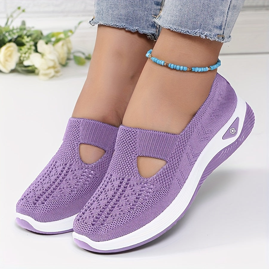 Mukavat Slip-On -lenkkarit vakauttavalla istuvuudella