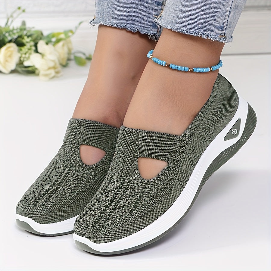 Mukavat Slip-On -lenkkarit vakauttavalla istuvuudella