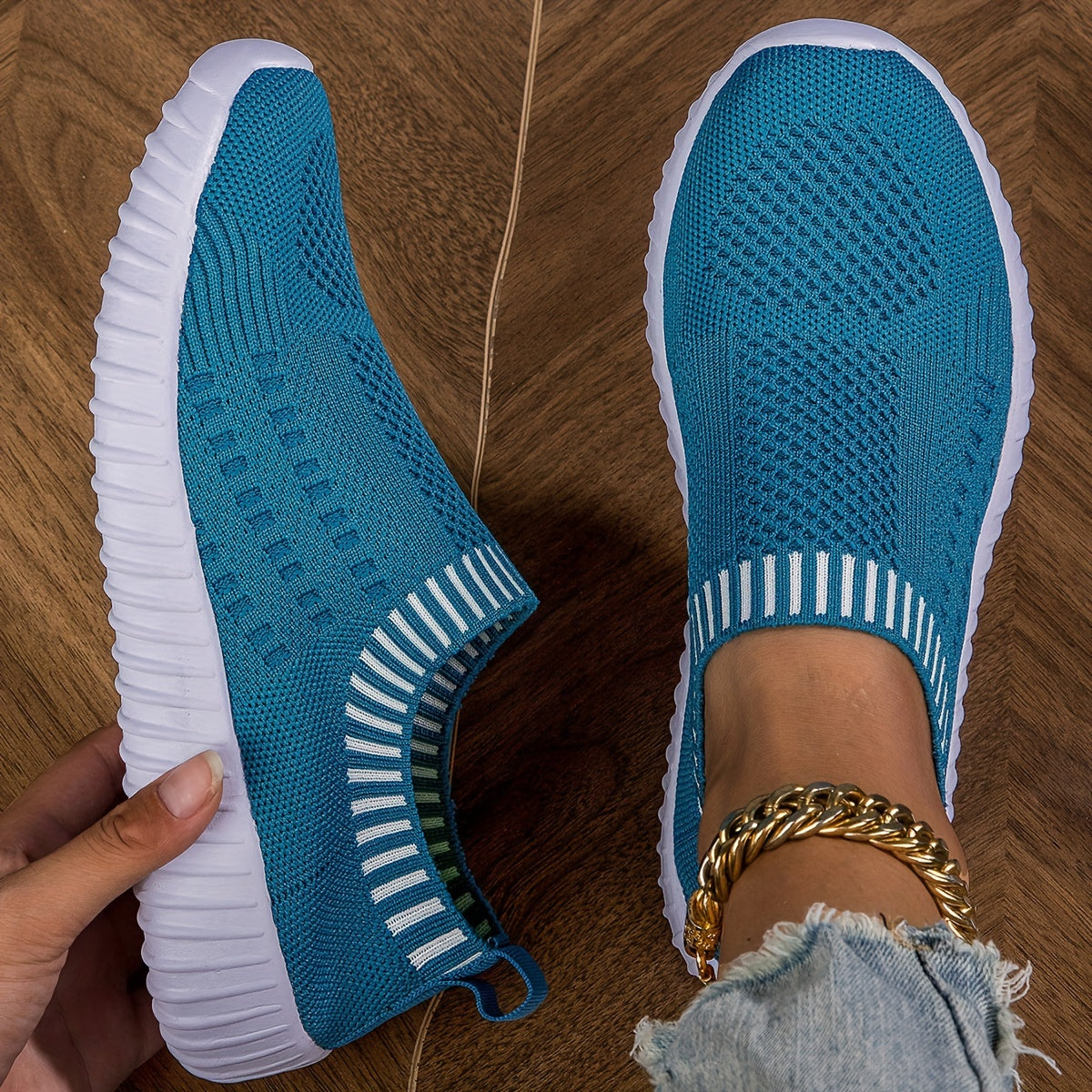 Ultra-kevyet, liukumattomat sneaker-sukat