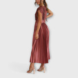 Maria - Elegantit Pliseeratut Mekot