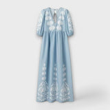 Rena - Painettu mekko vaivattomaan eleganssiin