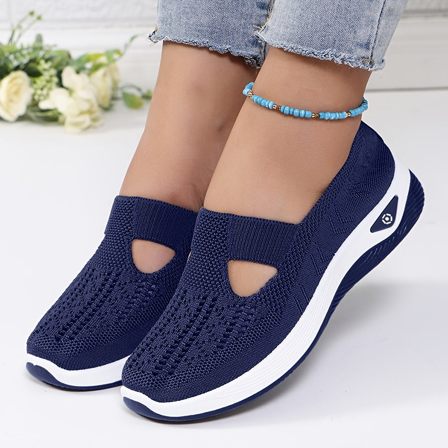 Mukavat Slip-On -lenkkarit vakauttavalla istuvuudella